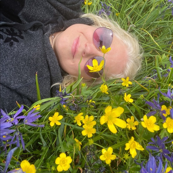 Meet your Posher, Kelly - Picture 1 of 1